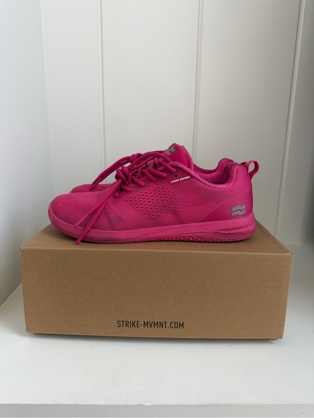 Strike Movement Pink Panterra Sneakers